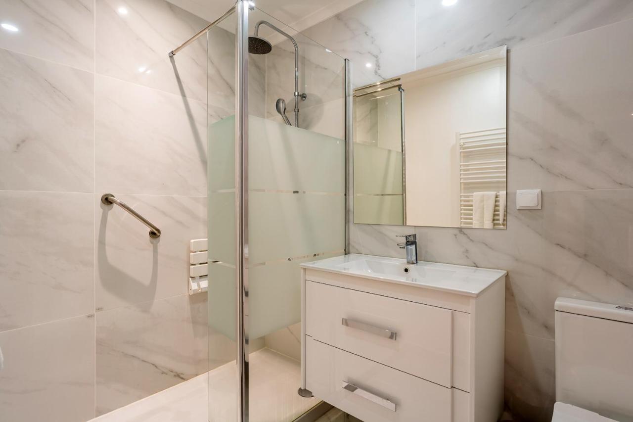 Stylish Apartment With Balcony And Amazing Views Over Funchal And The Sea Экстерьер фото
