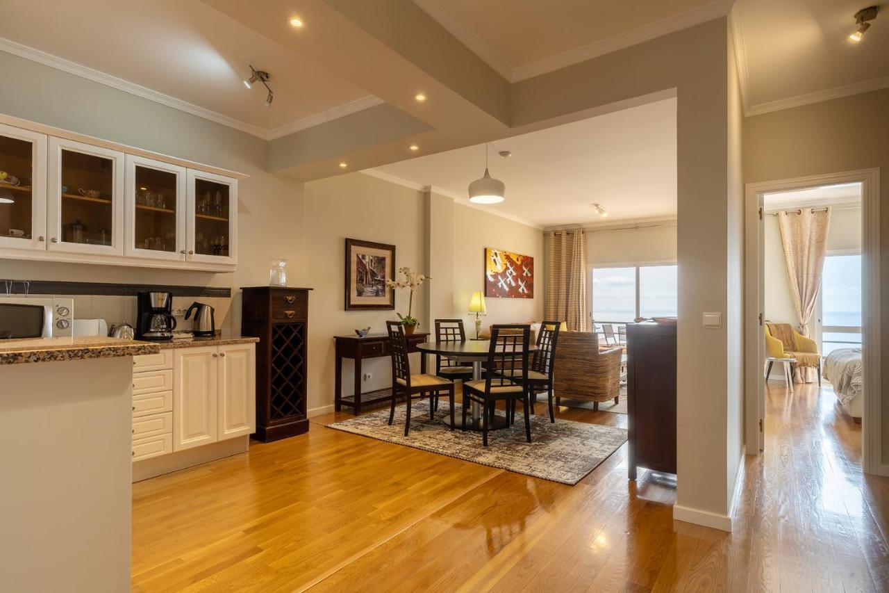Stylish Apartment With Balcony And Amazing Views Over Funchal And The Sea Экстерьер фото